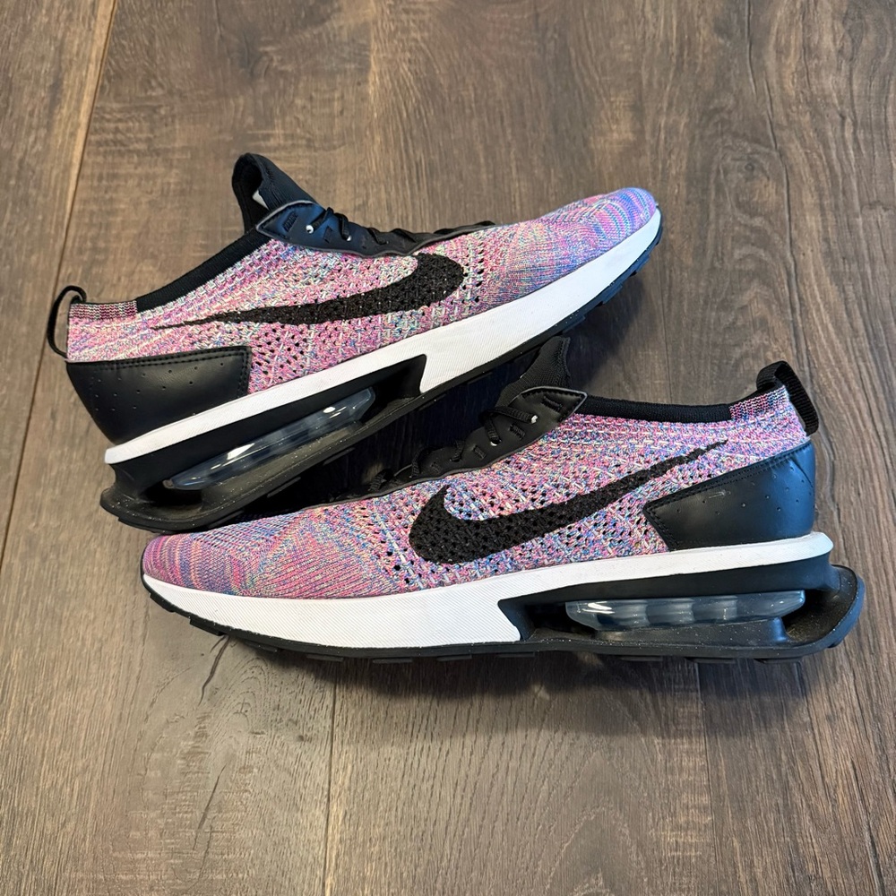 $180 Nike Air Max Flyknit Racer sz 13 Multicolor Rainbow Vtg Jordan Kobe 2022